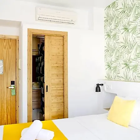 Casa de hóspedes Nanit Ibiza Santa Eulária des Riu