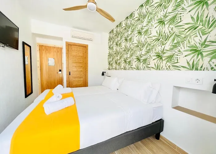 Πανσιόν Nanit Ibiza Santa Eulària des Riu